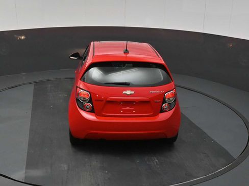 Used 2015 Chevrolet Sonic LT w/ Fun and Sun Package FWD image 15