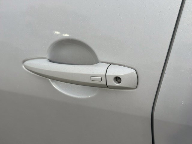 Certified 2023 Nissan Sentra SR FWD image 11