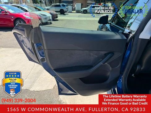 Used 2021 Tesla Model Y Long Range AWD/4WD image 8