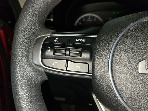 Used 2022 Kia K5 LXS image 22