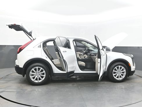 Used 2019 Cadillac XT4 Luxury FWD image 44