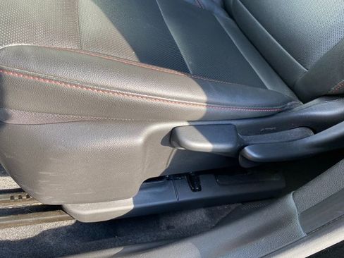 Used 2024 Chevrolet Trax RS w/ Sunroof Package image 15