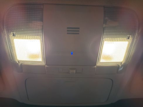 Used 2014 Subaru Outback 2.5i Premium image 20