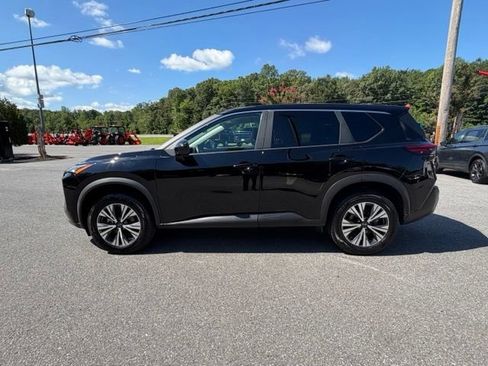 Used 2023 Nissan Rogue SV AWD/4WD image 29