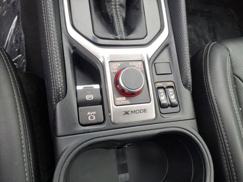 Used 2024 Subaru Forester Limited image 27