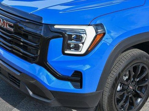 New 2025 GMC Terrain Elevation w/ Black Edition image 5