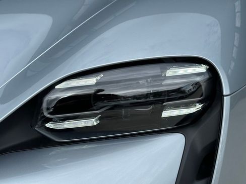 Used 2024 Porsche Taycan image 13