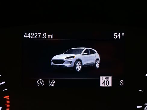Used 2022 Ford Escape SE w/ SE Sport Appearance Package FWD image 26