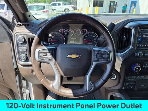 Used 2022 Chevrolet Silverado 2500 LT w/ Convenience Package AWD/4WD image 15