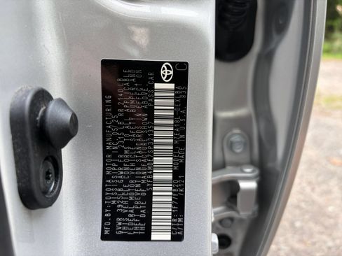 Used 2025 Toyota Corolla LE FWD image 27