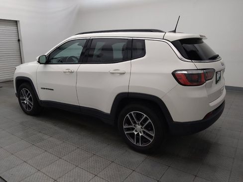 Used 2019 Jeep Compass Latitude w/ Popular Equipment Group FWD image 3