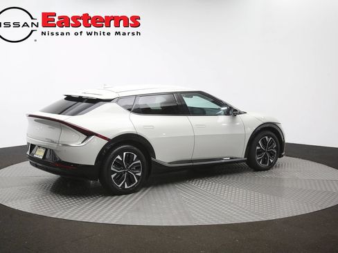 Used 2022 Kia EV6 Wind w/ Wind Technology Package AWD/4WD image 39