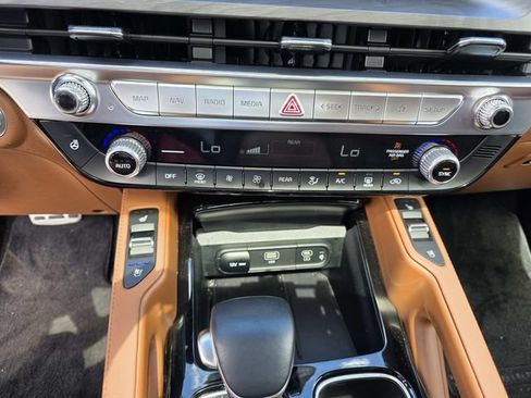 Used 2024 Kia Telluride SX X-Line AWD/4WD image 12