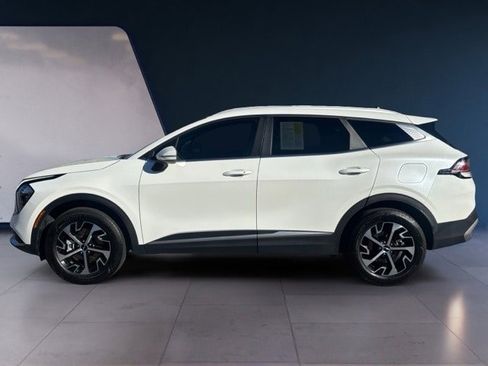 Certified 2023 Kia Sportage EX image 2