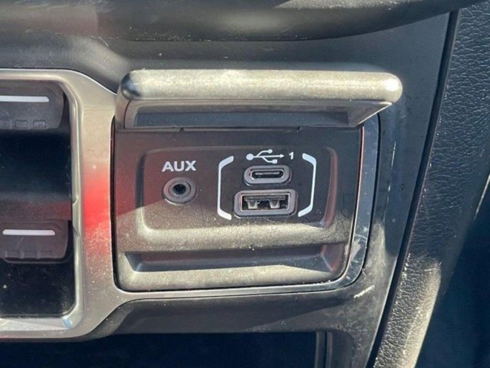 Used 2021 Jeep Gladiator Overland AWD/4WD image 29