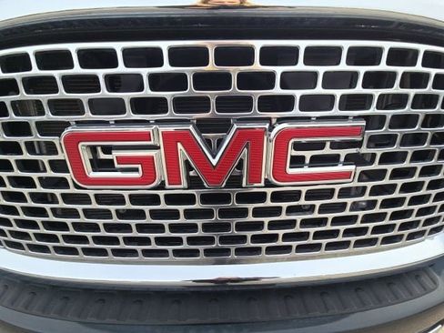 Used 2017 GMC Sierra 3500 Denali w/ Duramax Plus Package image 32