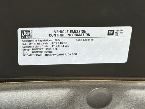 Used 2024 Buick Encore GX Avenir w/ Avenir Convenience Package FWD image 26