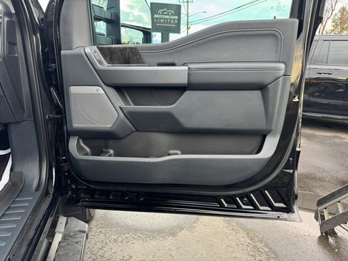 Used 2025 Ford F350 Lariat w/ Lariat Ultimate Package image 37