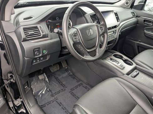 Certified 2023 Honda Ridgeline RTL image 9