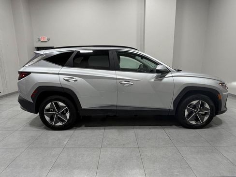 Used 2025 Hyundai Tucson SEL AWD/4WD image 6