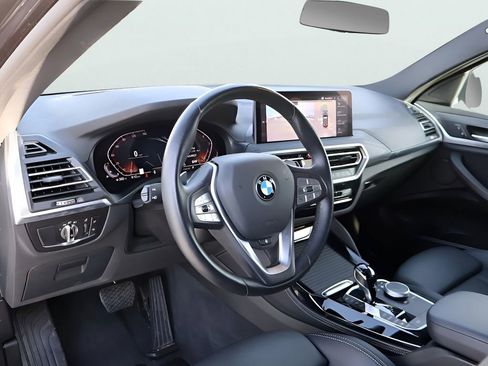 Used 2025 BMW X4 xDrive30i AWD/4WD image 19