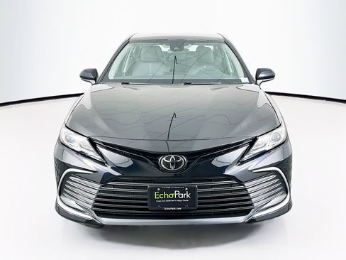 Used 2023 Toyota Camry LE image 2