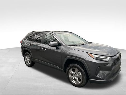 Used 2025 Toyota RAV4 XLE image 7