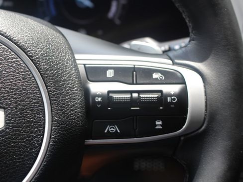 Certified 2025 Kia Sportage SX Prestige AWD/4WD image 21