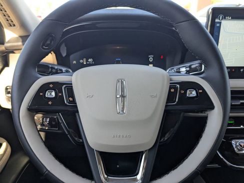 New 2026 Lincoln Corsair Premiere FWD image 30