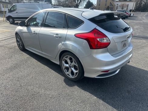 Used 2014 Ford Focus ST w/ Equipment Group 202A image 3