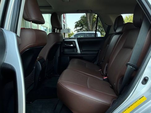 Used 2015 Toyota 4Runner Limited AWD/4WD image 12