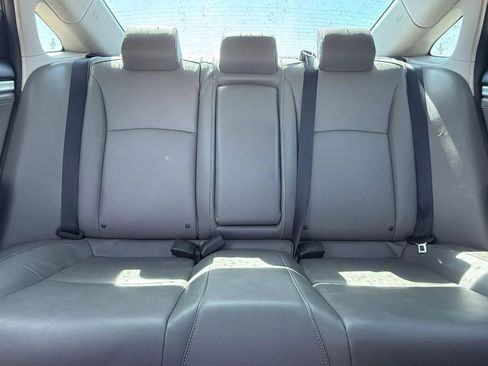 Used 2017 Honda Civic Touring image 22