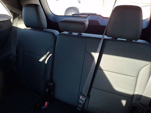 Used 2024 Chevrolet Traverse Z71 w/ Enhanced Driving Package image 11