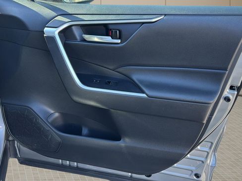 Used 2022 Toyota RAV4 XLE w/ Convenience Package image 36