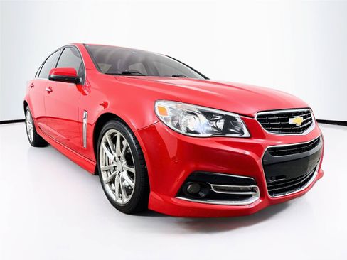 Used 2014 Chevrolet SS RWD image 8