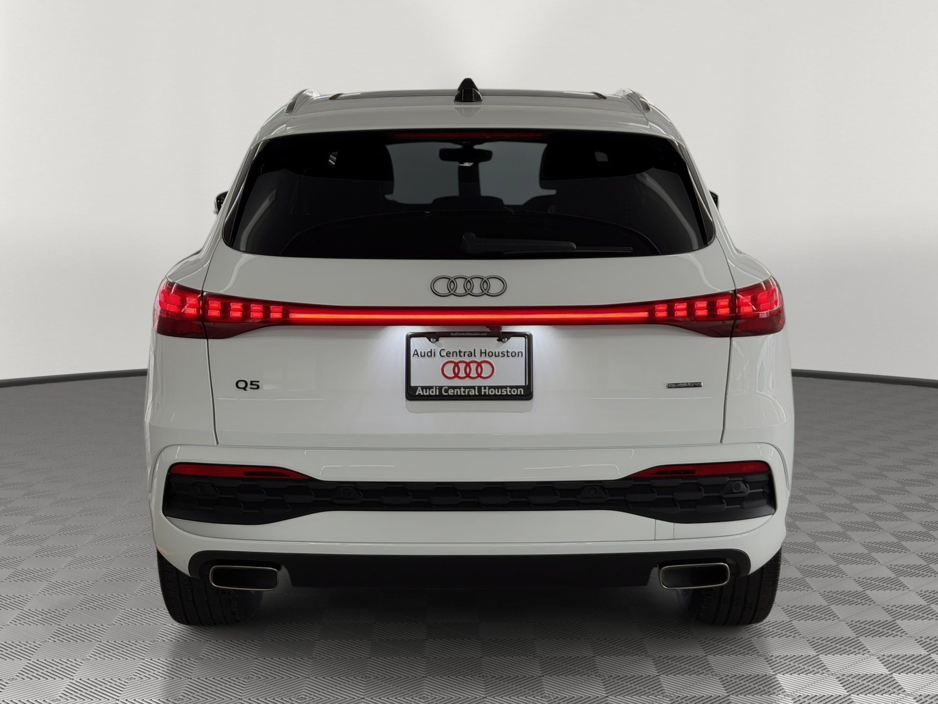 New 2026 Audi Q5 Premium AWD/4WD image 10