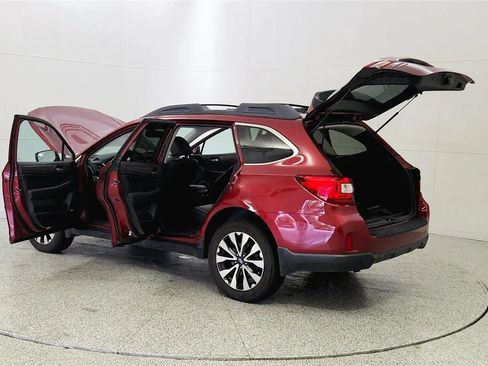 Used 2016 Subaru Outback 2.5i Limited AWD/4WD image 11