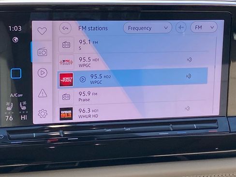 Certified 2024 Volkswagen Atlas SE w/ Panoramic Sunroof Package image 9