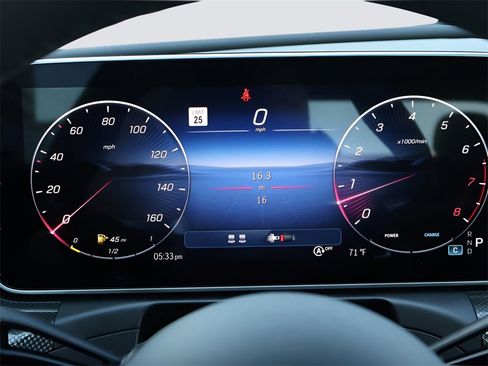 Certified 2025 Mercedes-Benz CLE 300 4MATIC Coupe image 29