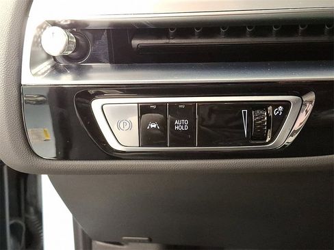 Used 2025 Cadillac Lyriq Sport image 25