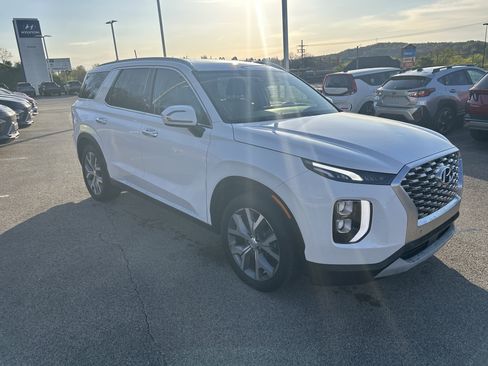 Used 2020 Hyundai Palisade SEL image 1