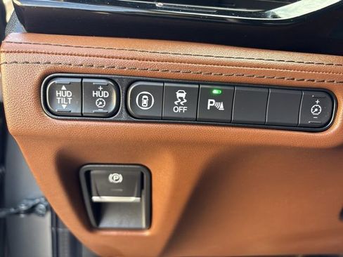 Used 2022 Acura MDX SH-AWD w/ Advance Package image 22