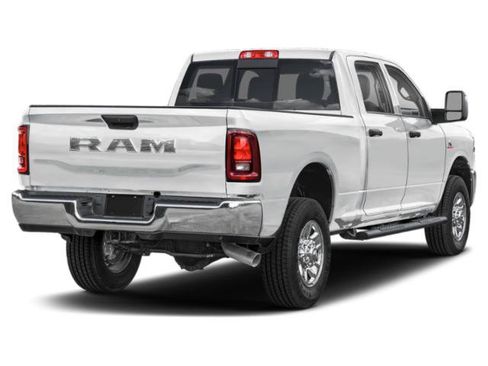 Certified 2026 RAM 2500 Big Horn AWD/4WD image 3