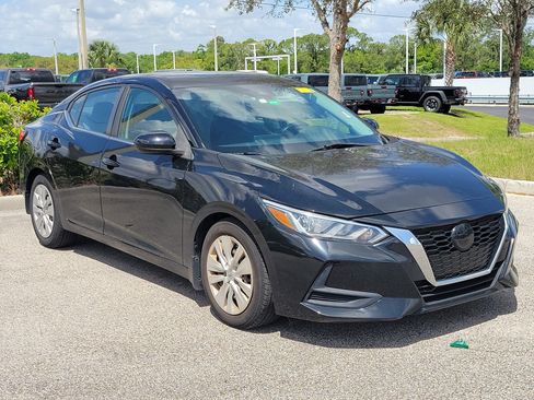 Certified 2020 Nissan Sentra S image 2