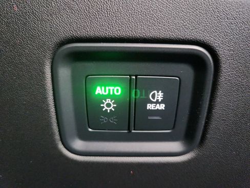 New 2026 Porsche Macan 4S Electric image 19