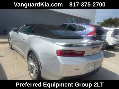 Used 2018 Chevrolet Camaro LT RWD image 2