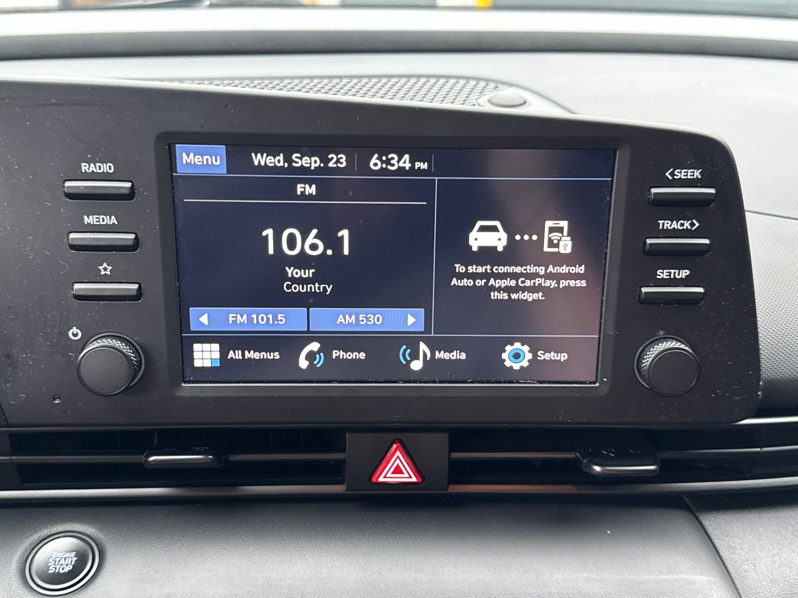 Used 2025 Hyundai Elantra Sport FWD image 26