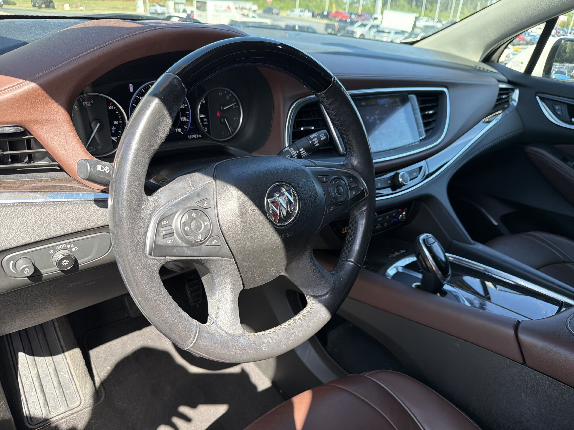 Used 2021 Buick Enclave Avenir w/ LPO, Hit The Road Package FWD image 2