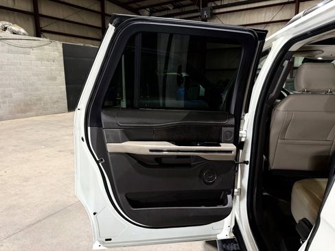 Used 2020 Ford Expedition Max Limited w/ Equipment Group 301A AWD/4WD image 15