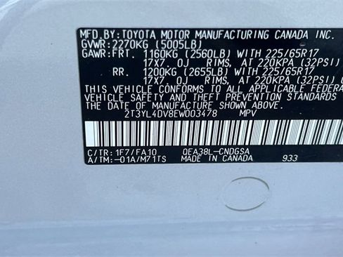 Used 2014 Toyota RAV4 EV image 37